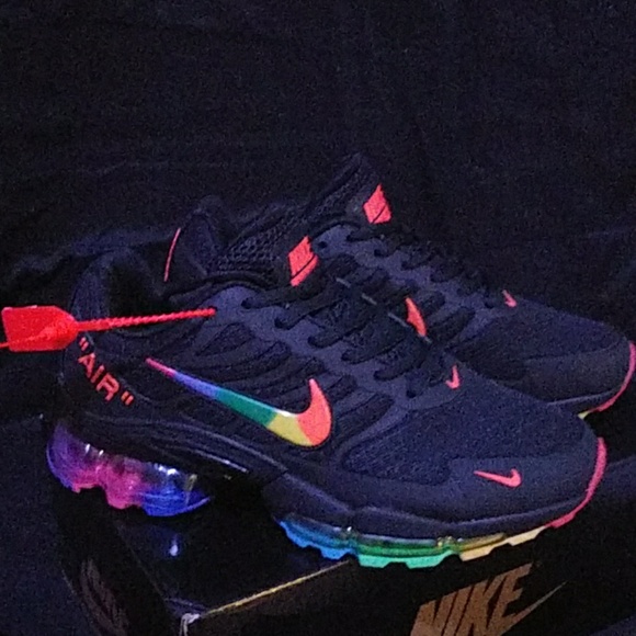 Sold Womens Nike Rainbow Airmax Size 